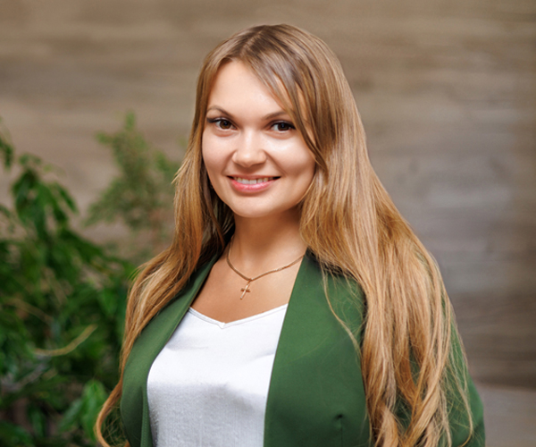 Анна Трофимова - Финансовый директор. Сотрудники завода ГПО Кран Стандарт